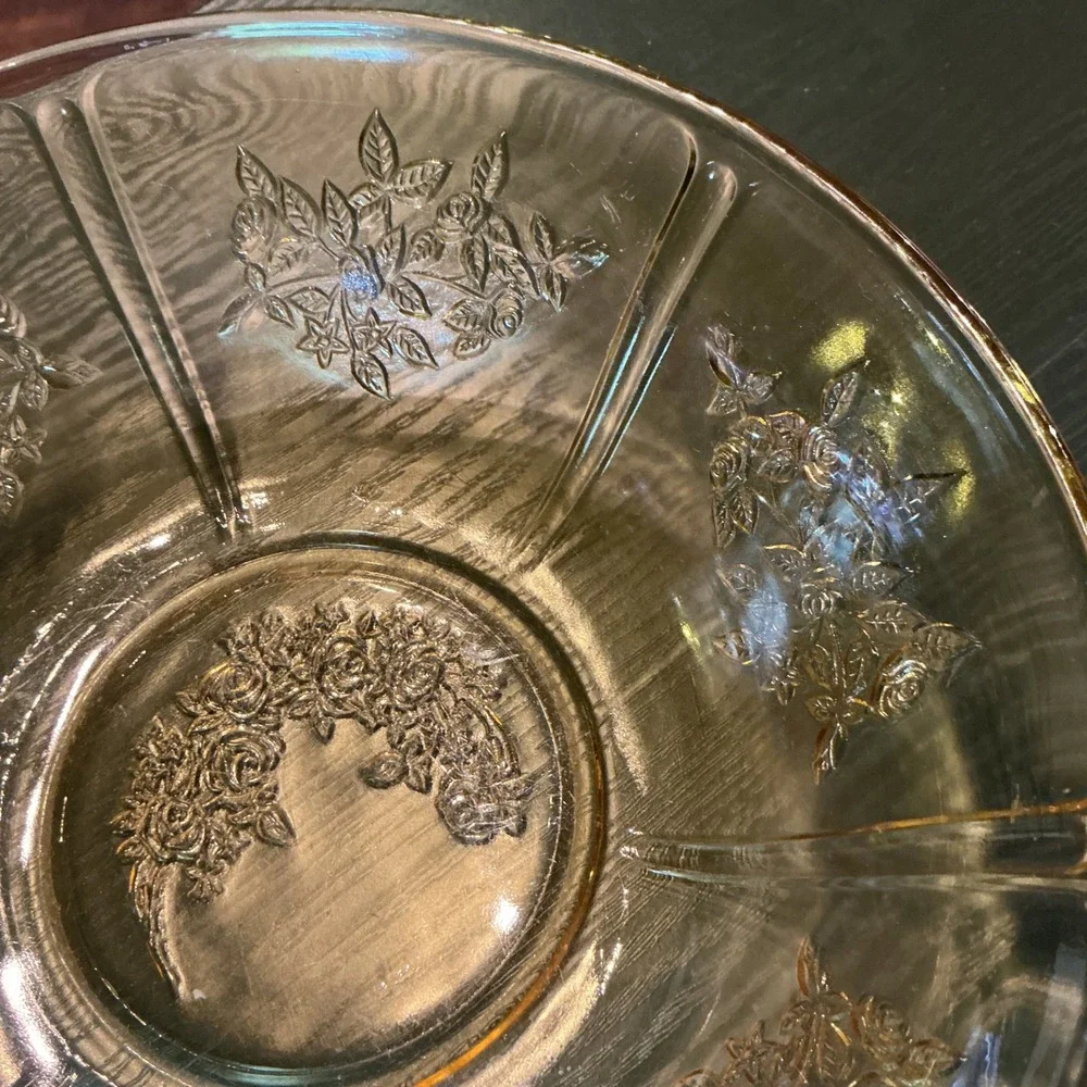 Federal Glass Sharon Cabbage Rose‎ Amber Depression Bowl 8.5 Inch Vintage
